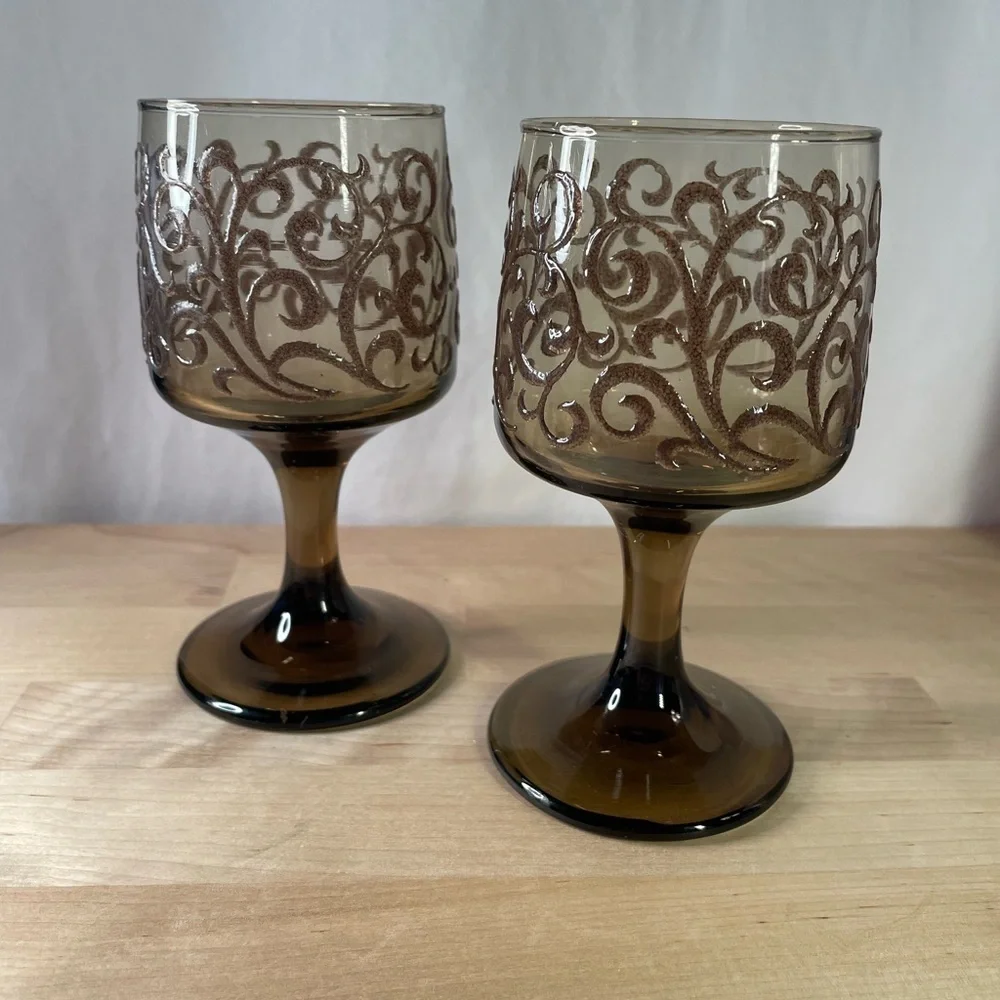 Pair of Vintage Libbey Prado Tawny Brown Raised Scroll Wine Glasses 5.5 inches